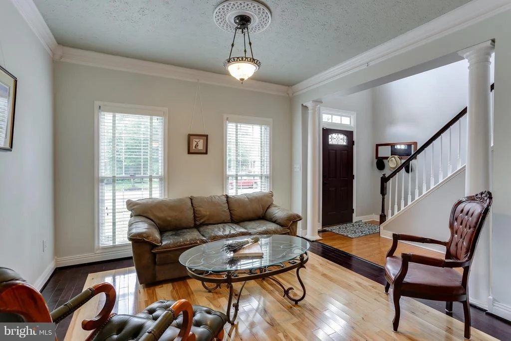 Photo of 7617 BEAR FOREST ROAD