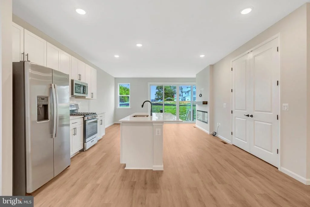 Photo of 104 MIDSUMMER