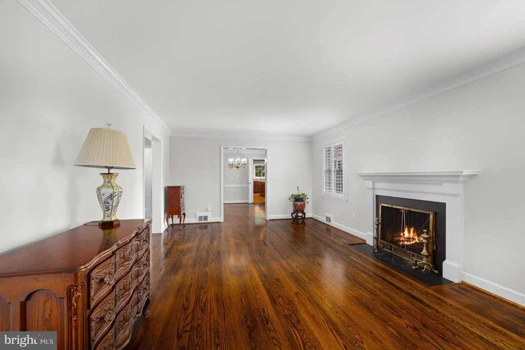 Photo of 8015 GLENDALE ROAD