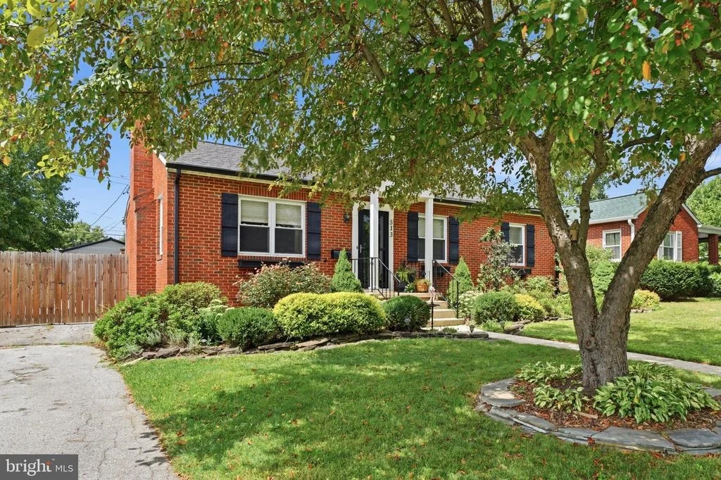 Photo of 513 BIGGS AVENUE