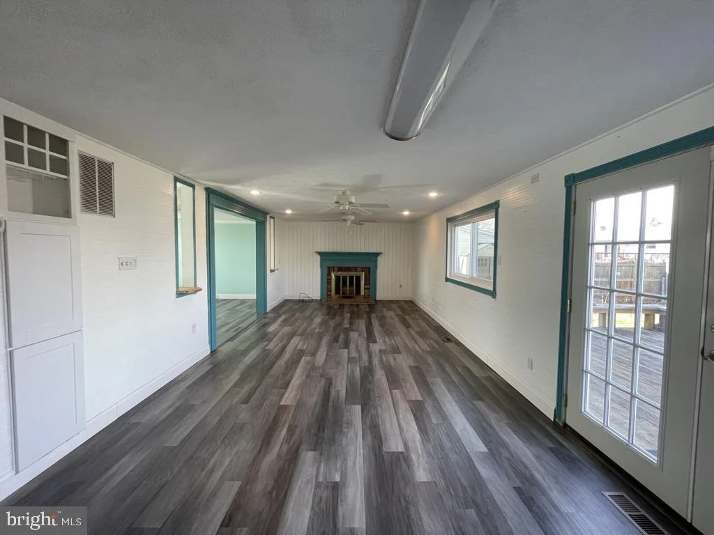 Photo of 1341 BUTTERFLY LANE