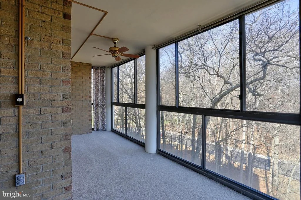 Photo of Unit 3826 at 15115 INTERLACHEN DRIVE
