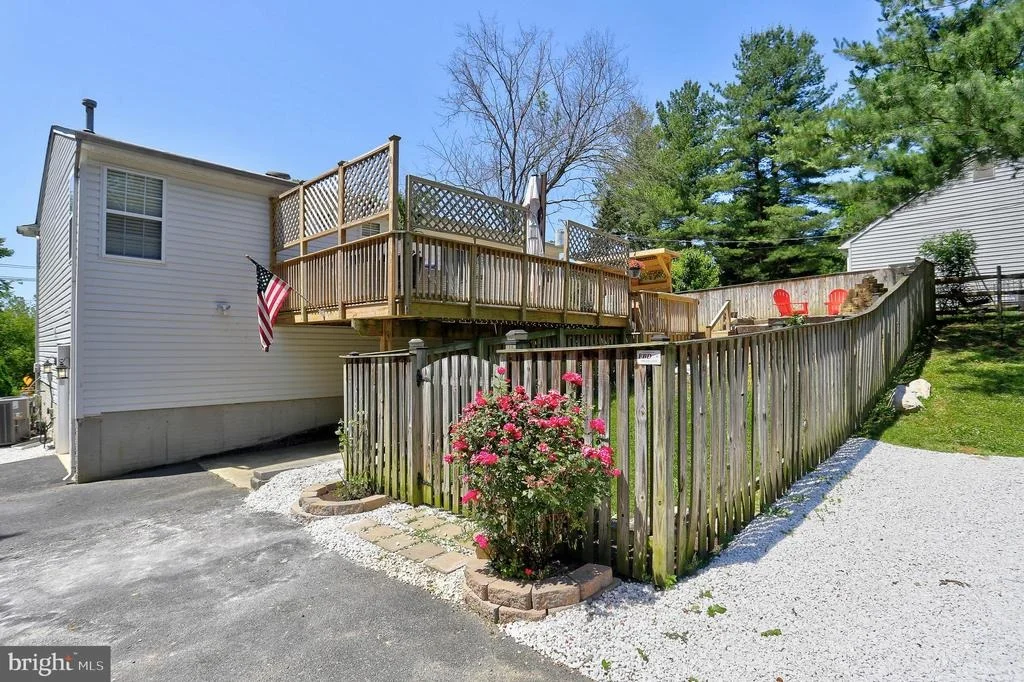 Photo of 2124 FREDERICK