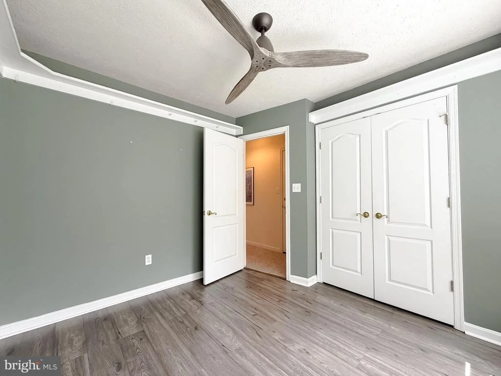 Photo of 40777 CENTER 40 CIRCLE