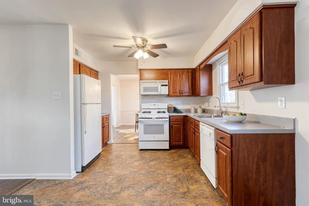 Photo of 9358 MELLENBROOK ROAD