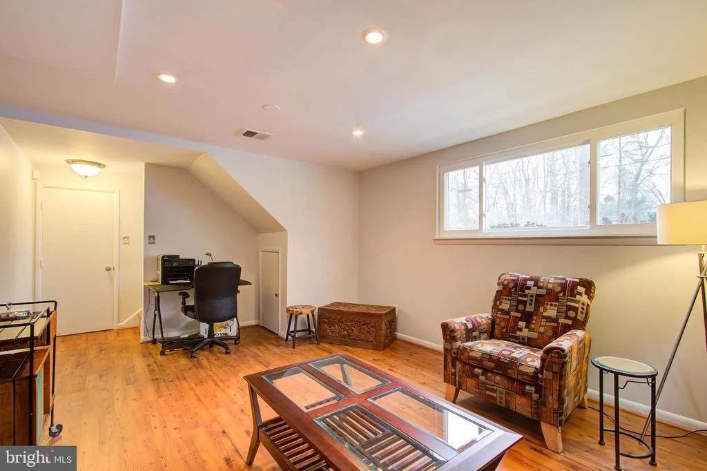 Photo of 611 HILLSBORO DRIVE