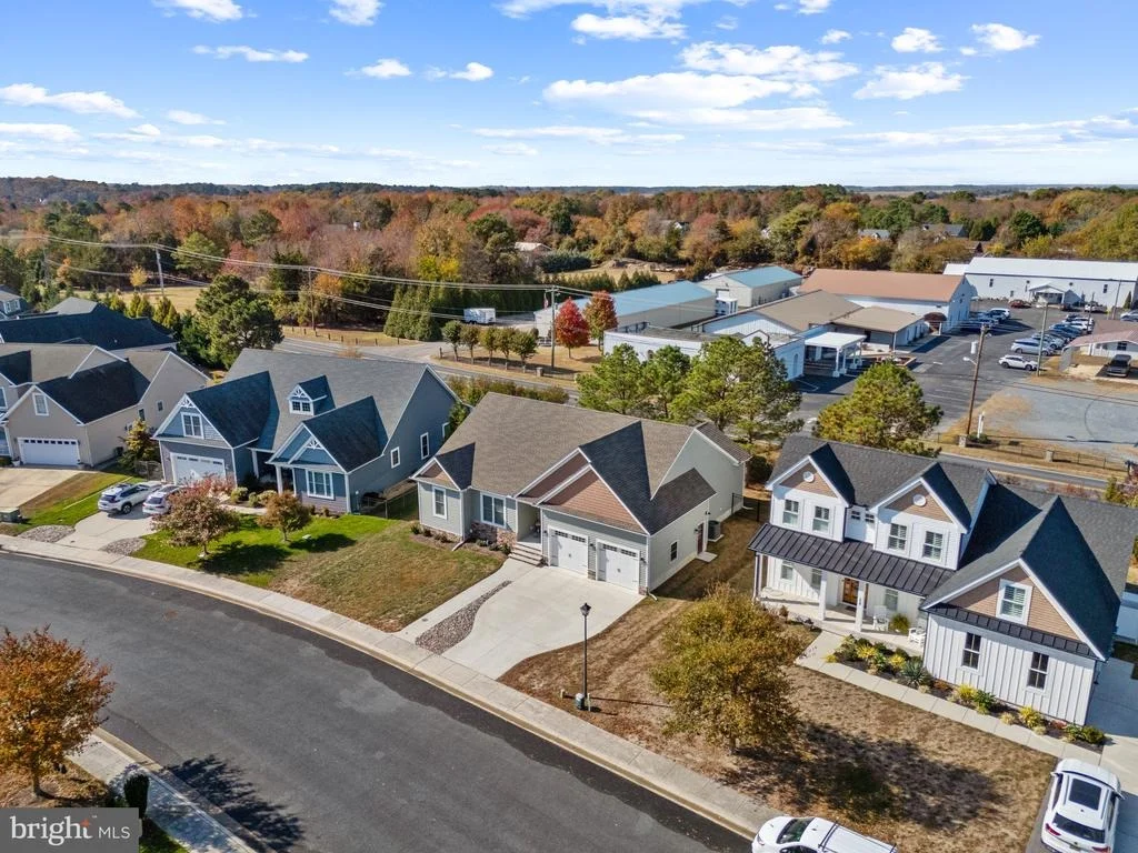 Photo of 226 UNIVERSITY DRIVE