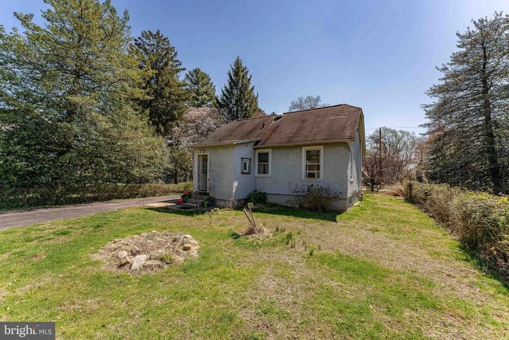 Photo of 537 RED FOX LANE