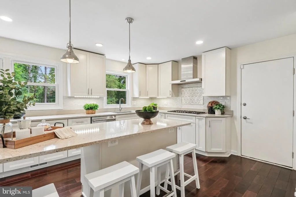Photo of 11400 SYMPHONY WOODS LANE