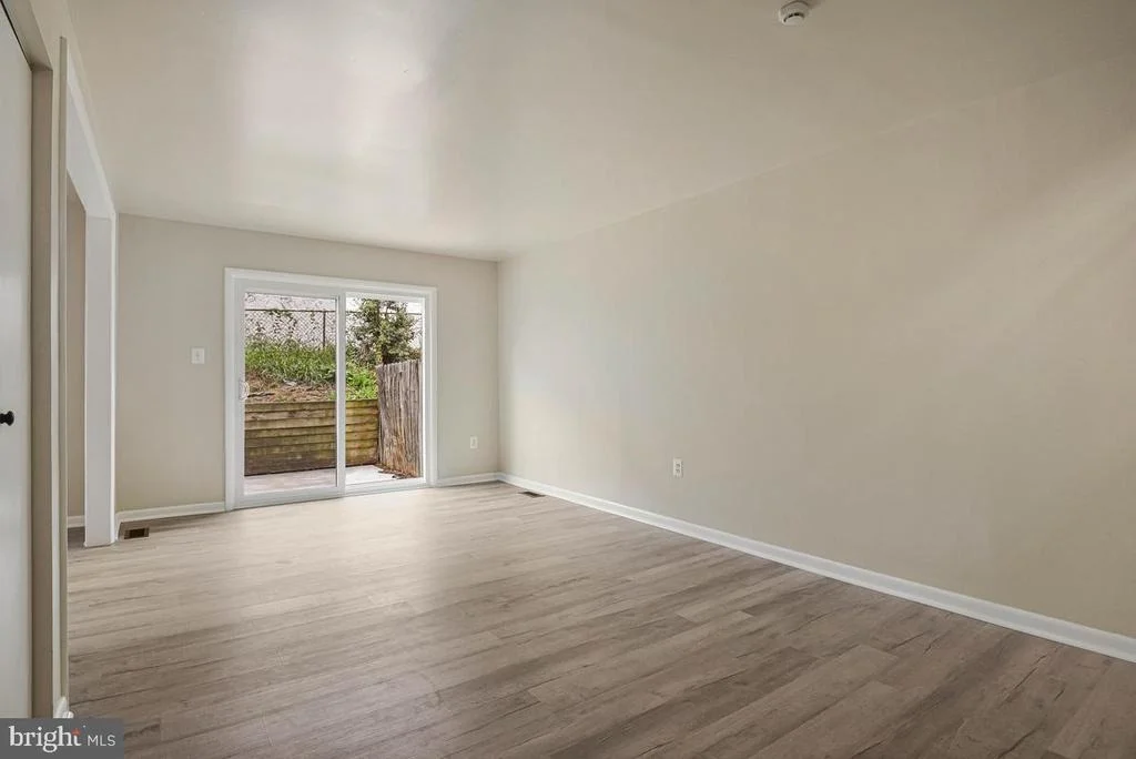 Photo of 1229 DELAFIELD PLACE NE