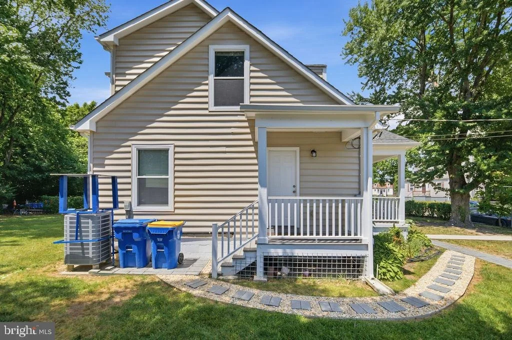Photo of 6717 MARIANNE DRIVE