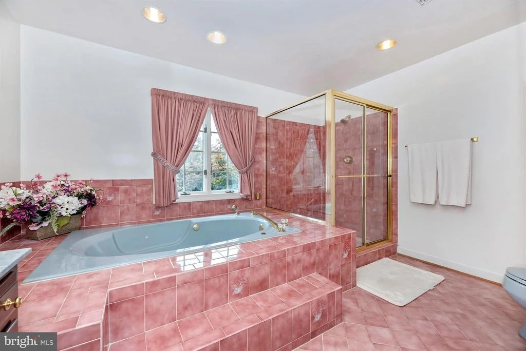 Photo of 6364 WINPENNY DRIVE