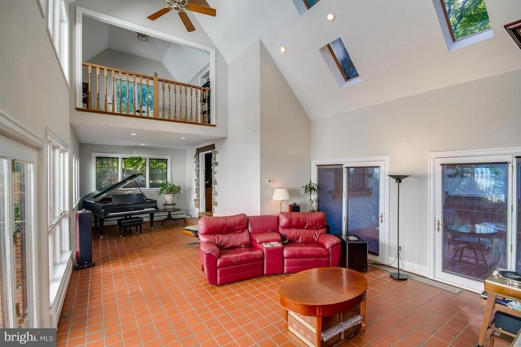 Photo of 6580 BRADDOCK ROAD