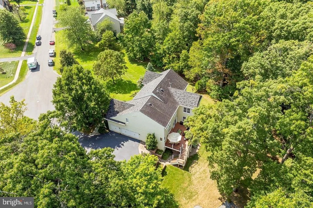 Photo of 5749 YEWING WAY