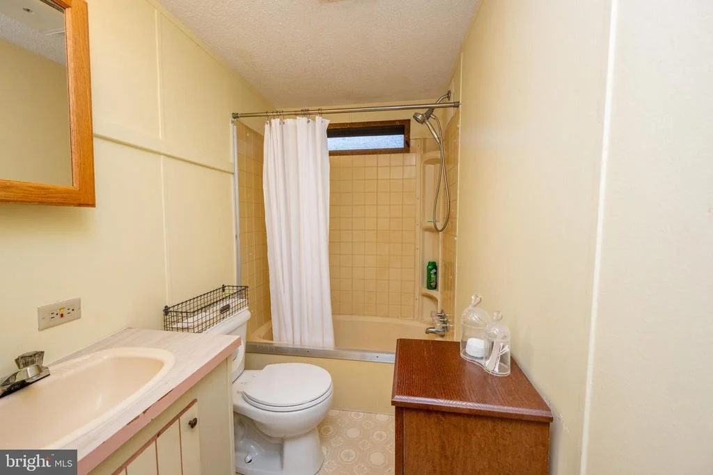 Photo of 249 HAZELHURST ROAD