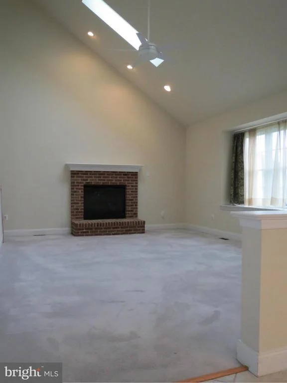 Photo of 21920 MANOR CREST LANE