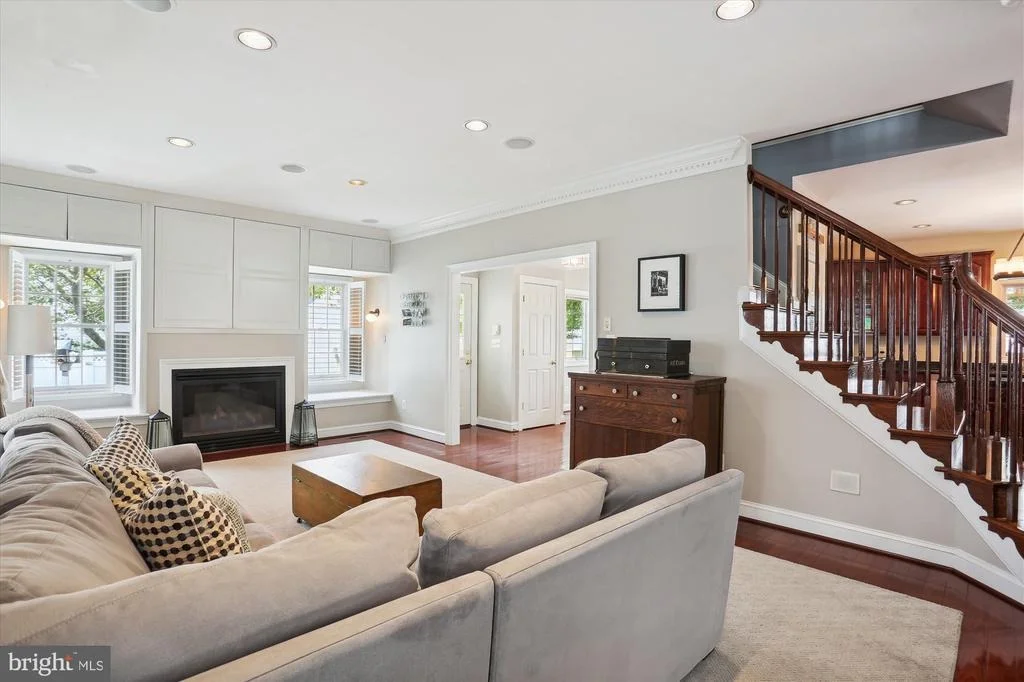 Photo of 3824 CARRIAGE HILL DRIVE