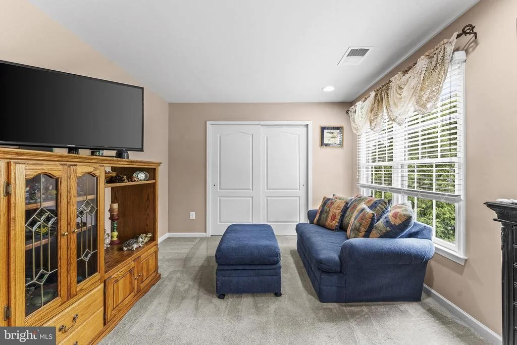 Photo of 5777 WATERLOO BRIDGE CIRCLE