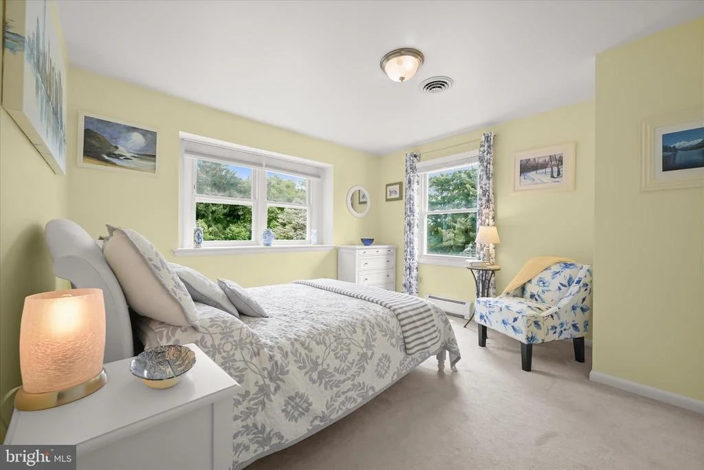 Photo of 2319 BRADDOCK ROAD