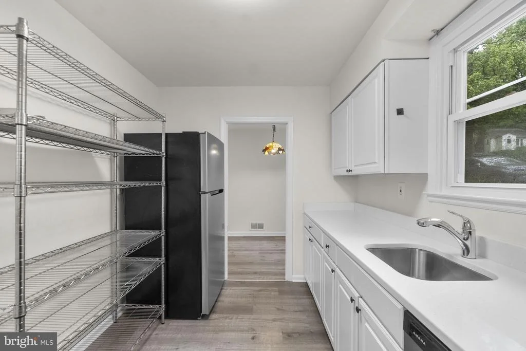 Photo of 3658 CLIFMAR ROAD