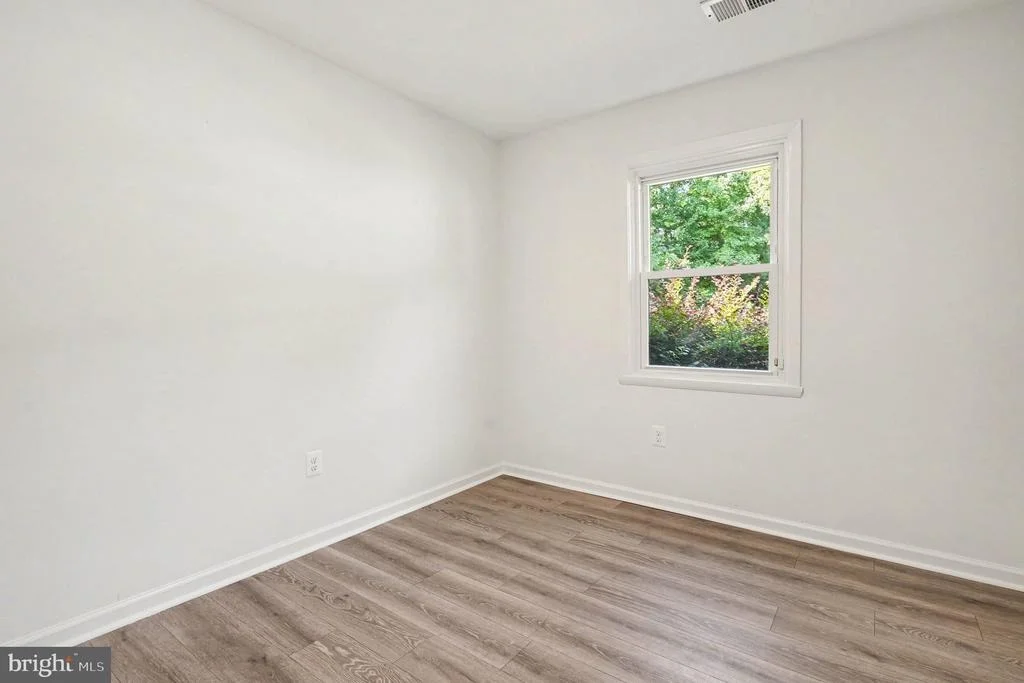 Photo of 627 SEQUOIA DRIVE