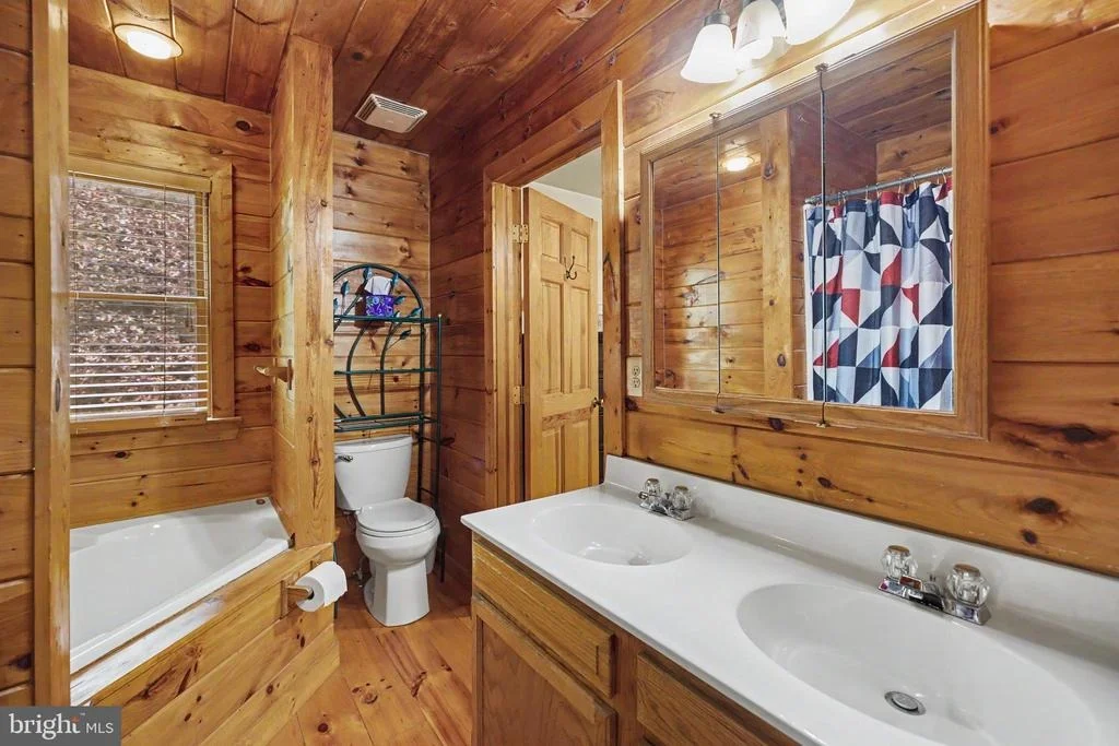 Photo of 186 HIGH KNOB ROAD
