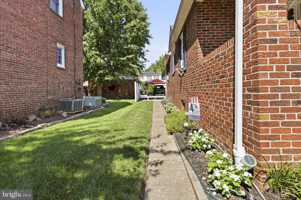 Photo of 3006 DUNBRIN ROAD
