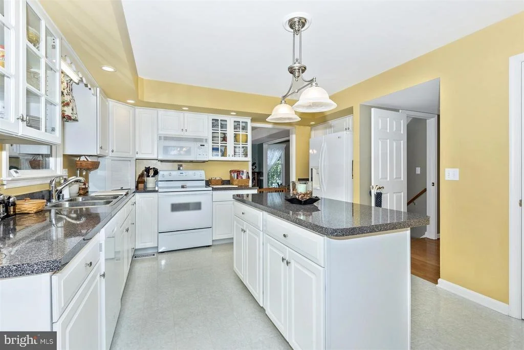 Photo of 303 CONE BRANCH DRIVE