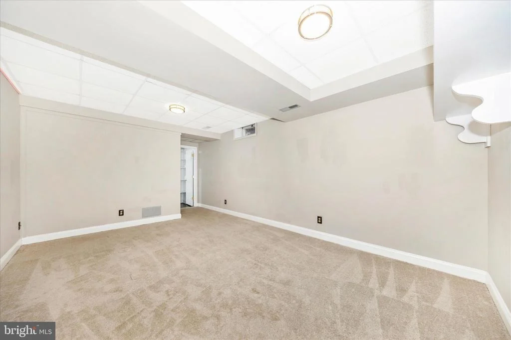 Photo of 6104 EDMONT DRIVE