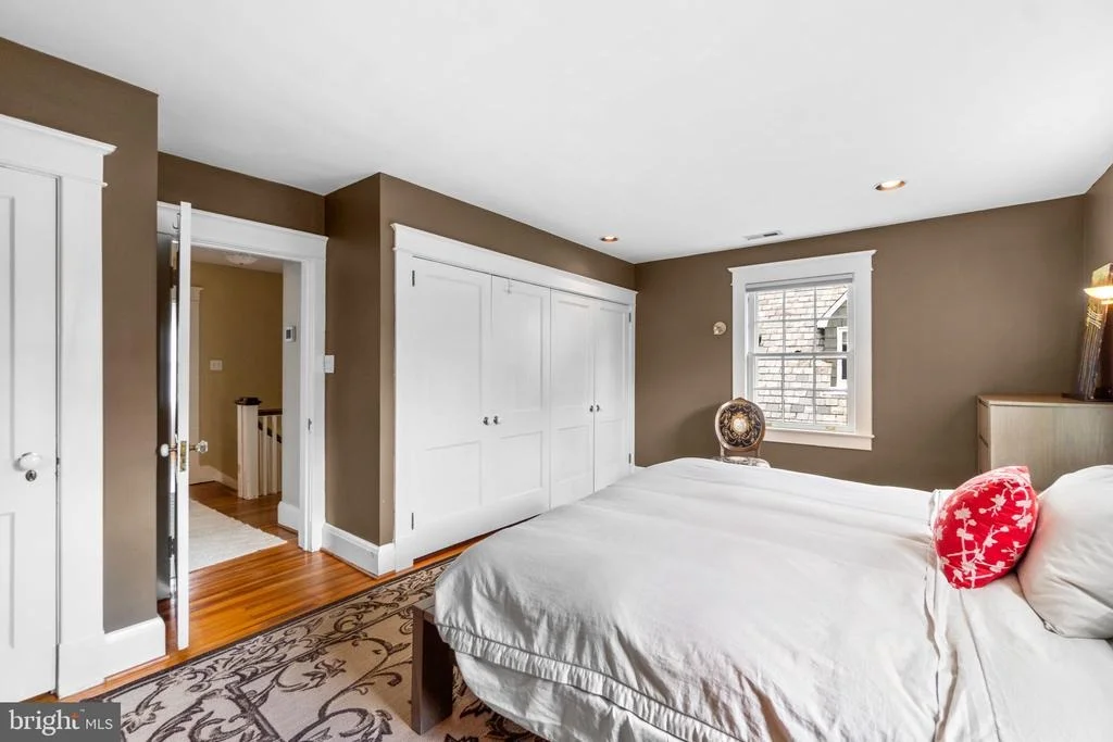 Photo of 322 SAINT DUNSTANS ROAD