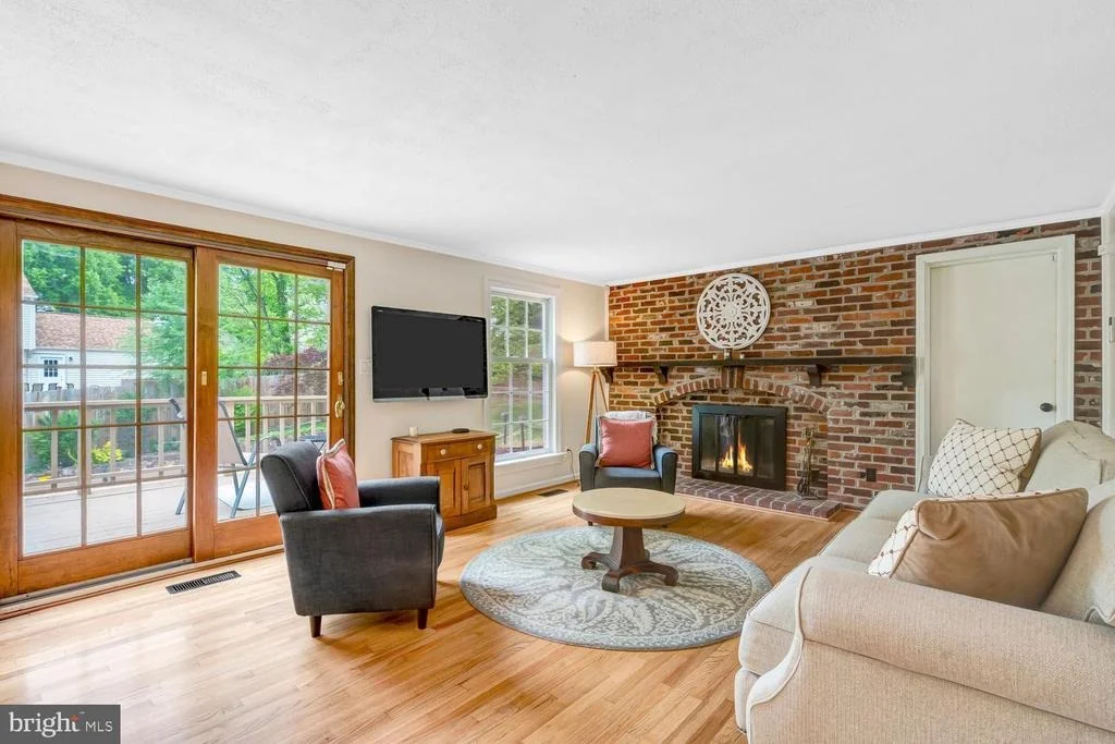 Photo of 4212 PICKERING PLACE
