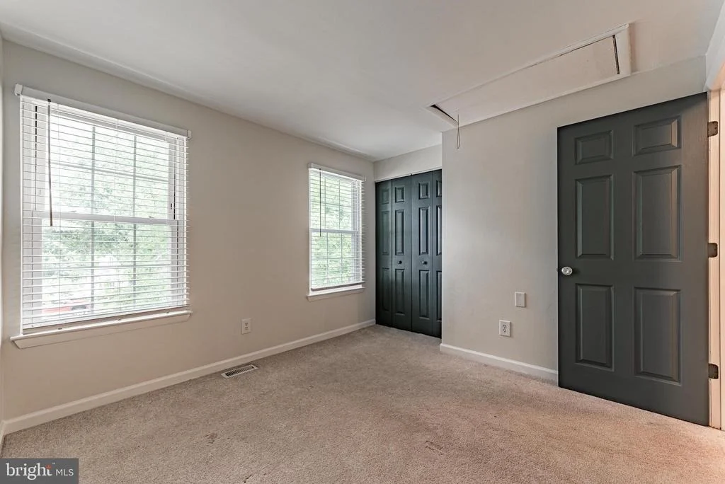 Photo of 8623 HEATHERMILL ROAD