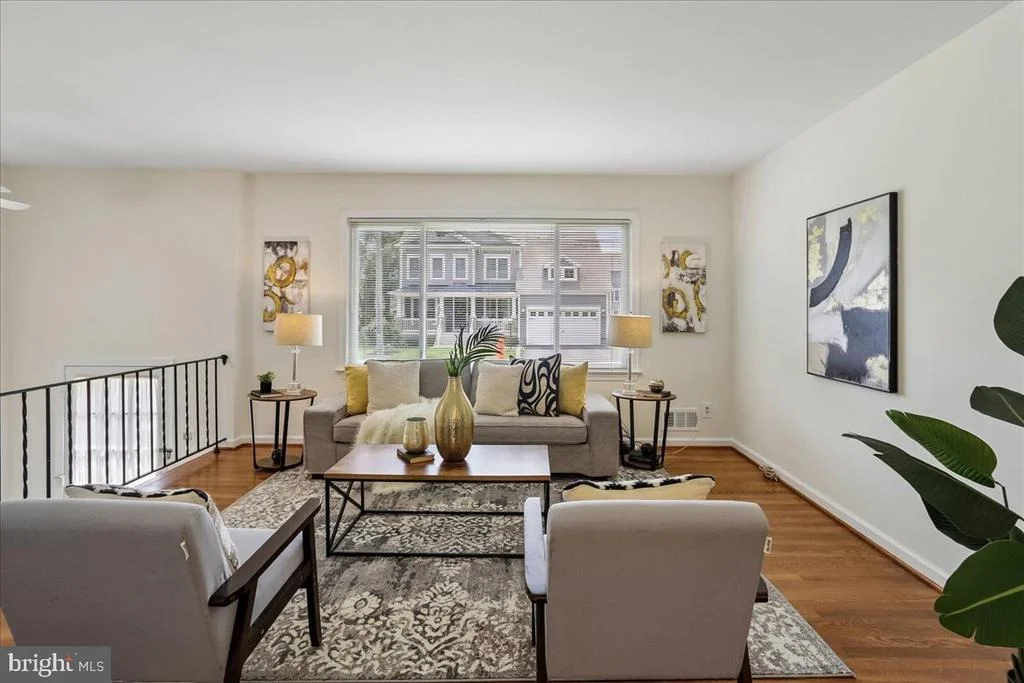 Photo of 3604 HERITAGE LANE