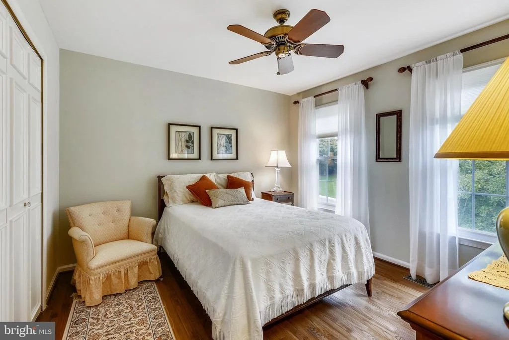 Photo of 9905 MAINSAIL DRIVE