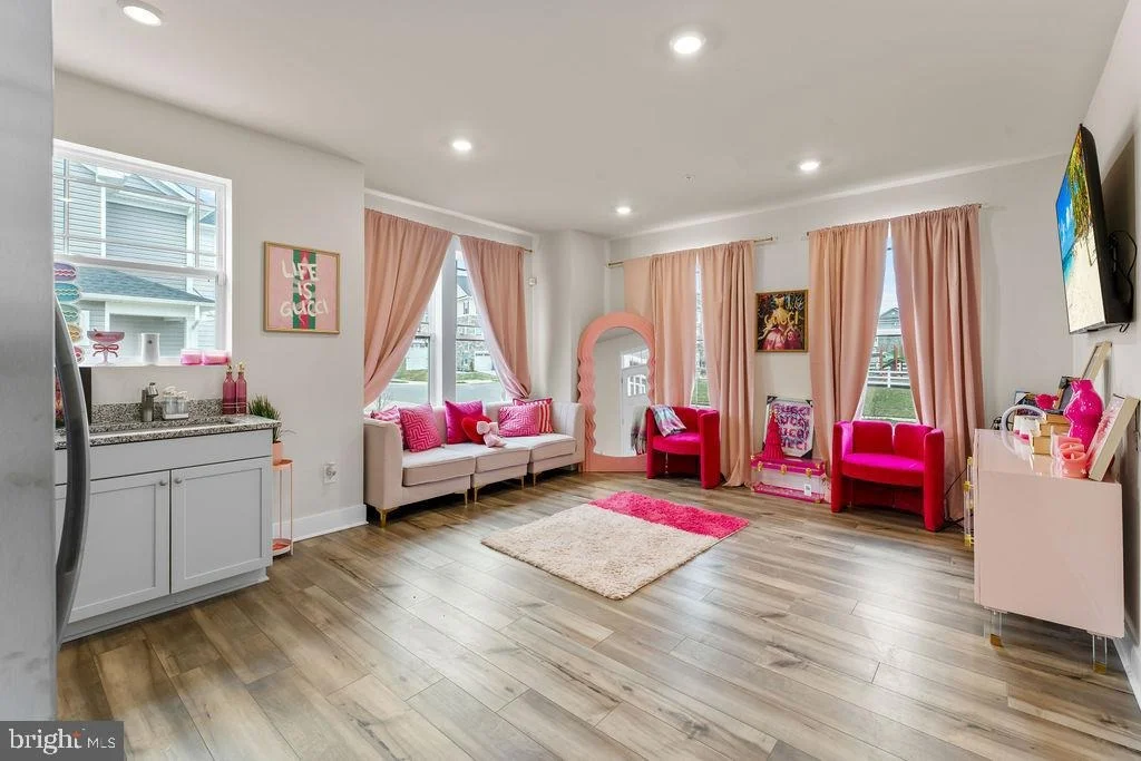 Photo of 5196 NEWPORT CIRCLE