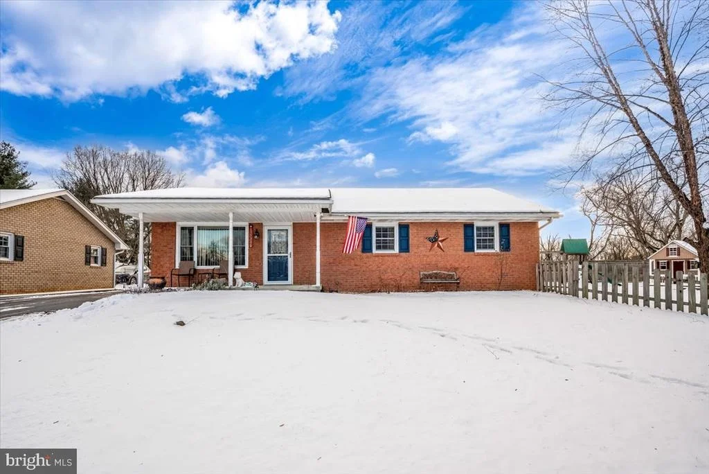 Photo of 15225 CLEAR SPRING ROAD