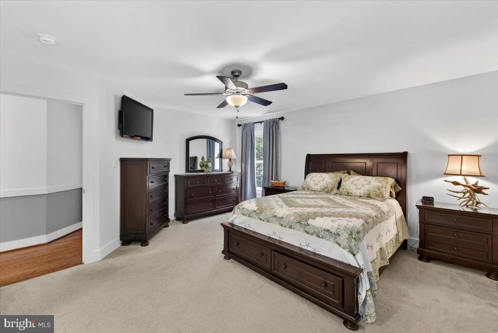 Photo of 844 MANCHESTER ROAD