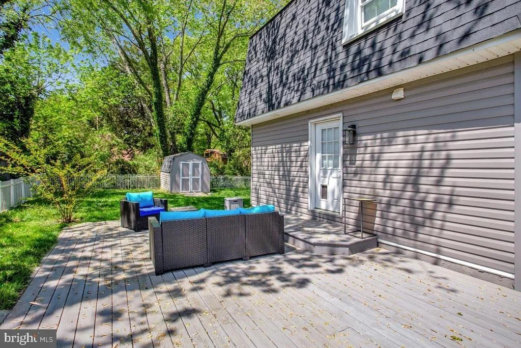 Photo of 4912 MARINERS DRIVE