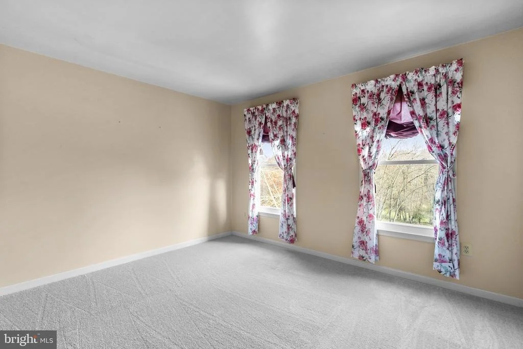 Photo of 9716 HUNTMASTER ROAD