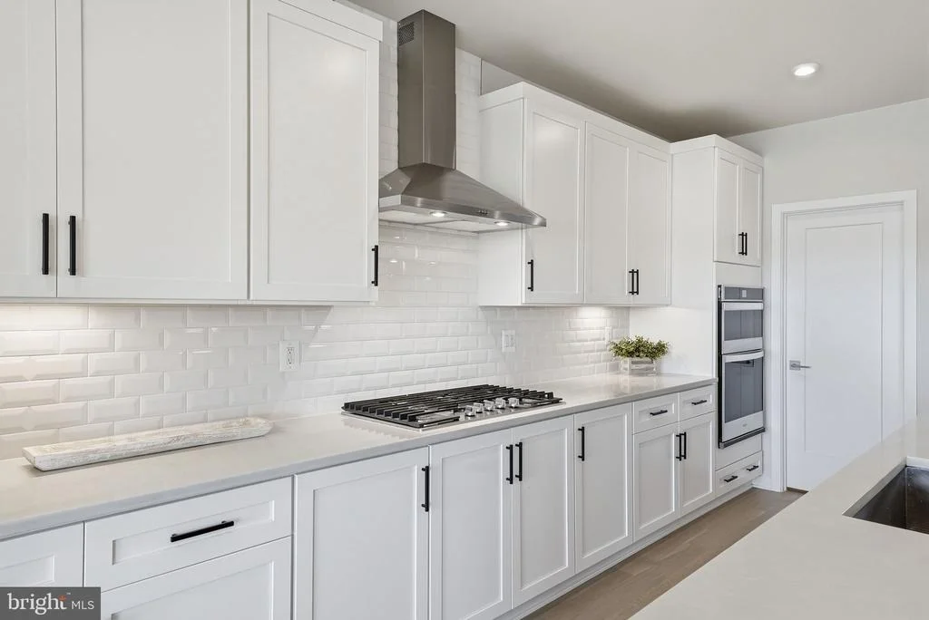 Photo of 43556 CENTERGATE DRIVE