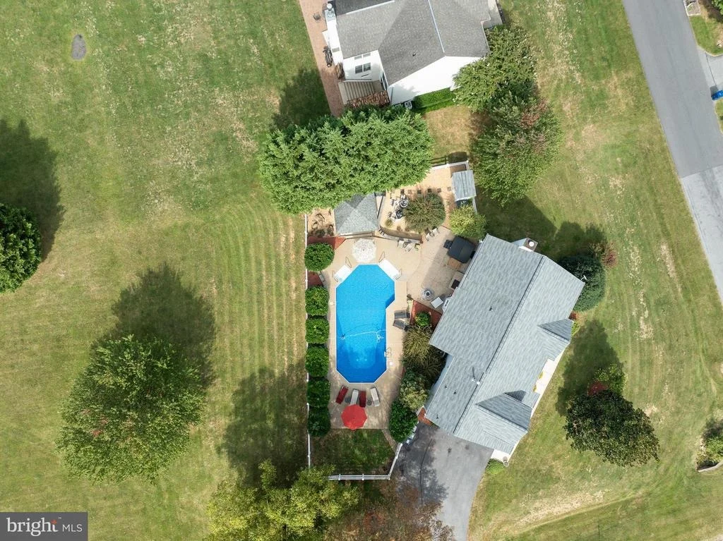 Photo of 13700 SAMHILL DRIVE