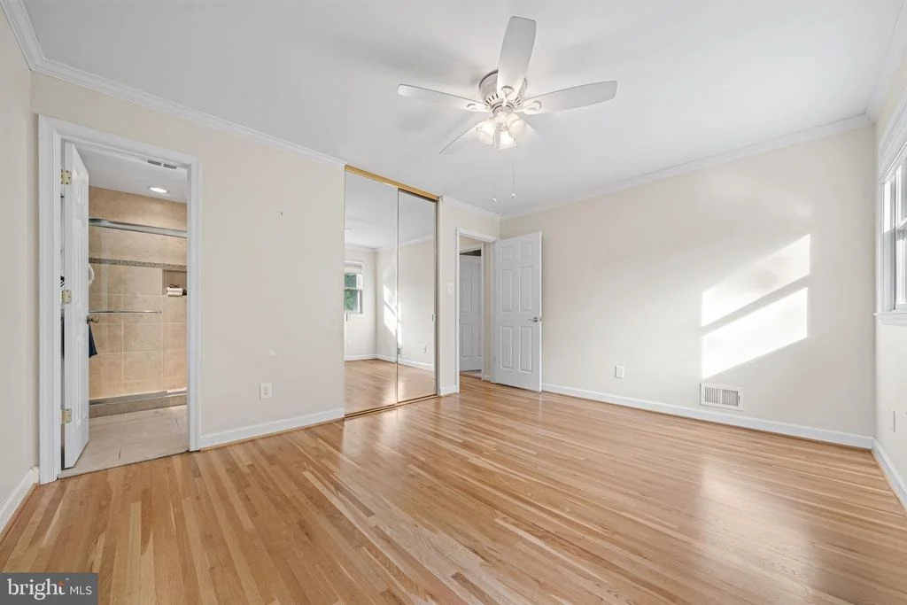 Photo of 8522 FAIRBURN DRIVE