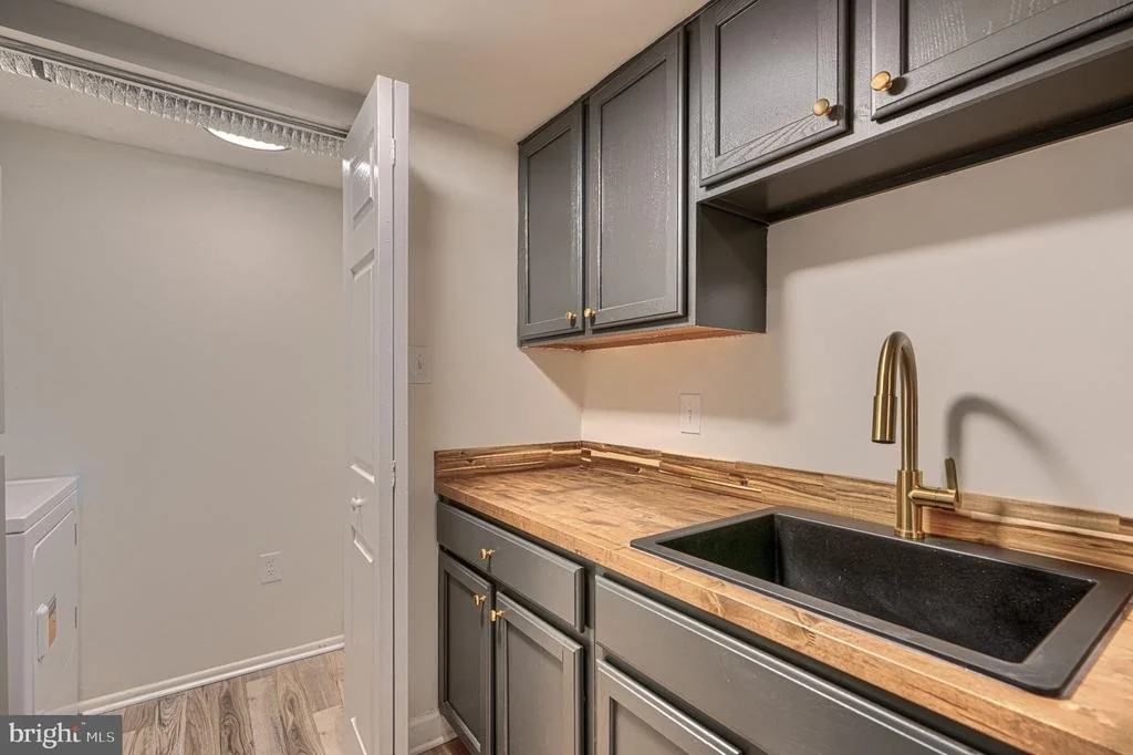 Photo of Unit E at 7191 CYPRESS COURT