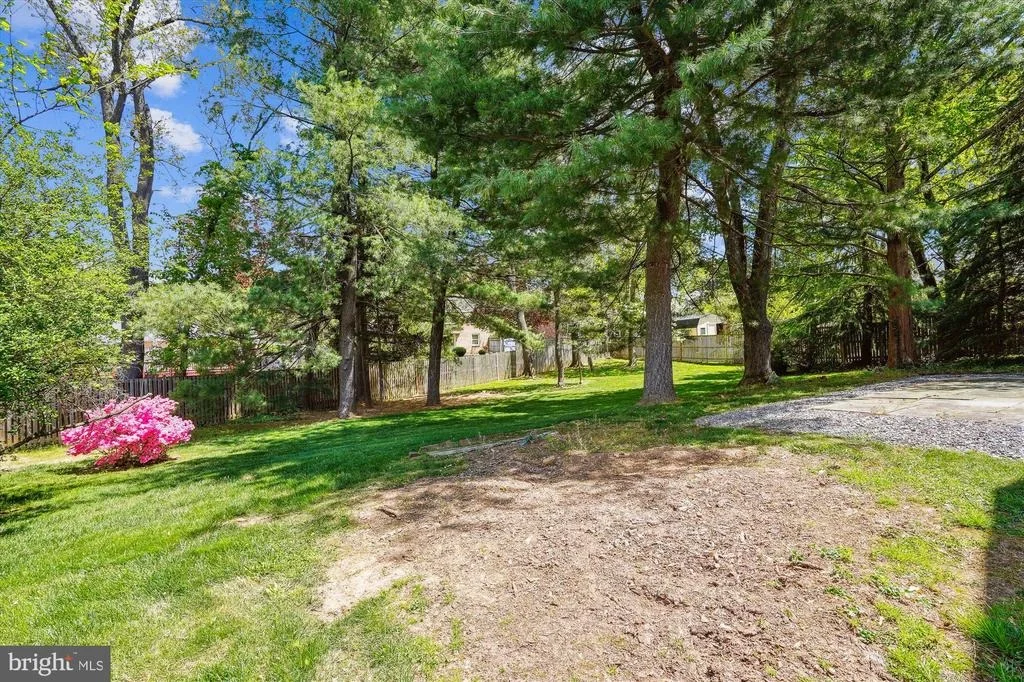 Photo of 11909 SMOKETREE ROAD