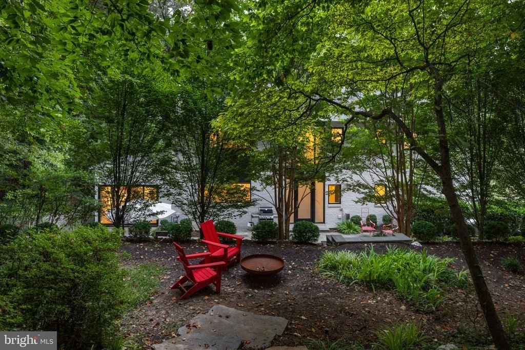 Photo of 6016 CHESTERBROOK ROAD