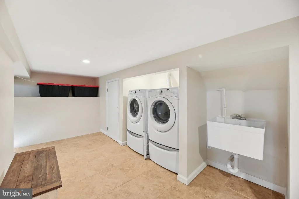 Photo of 9453 HOLSEY ROAD