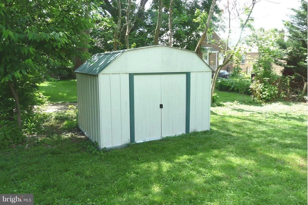 Photo of 604 MILITARY ROAD