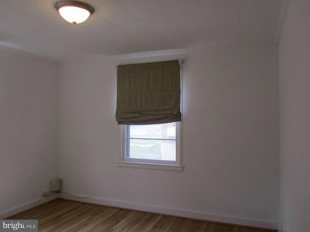 Photo of 10816 SCOTT DRIVE
