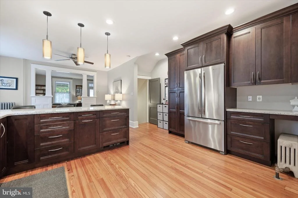 Photo of 512 ELM STREET
