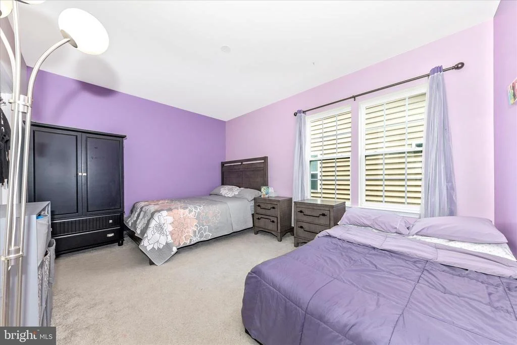 Photo of 825 HOLDEN ROAD